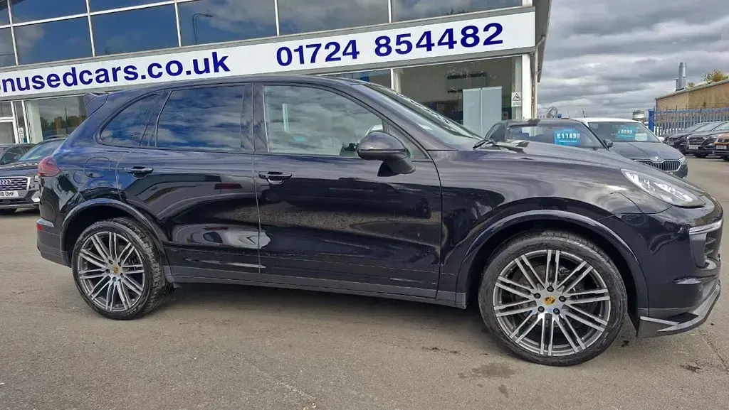 Used Porsche Cayenne Platinum Edition 2017 Black SUV