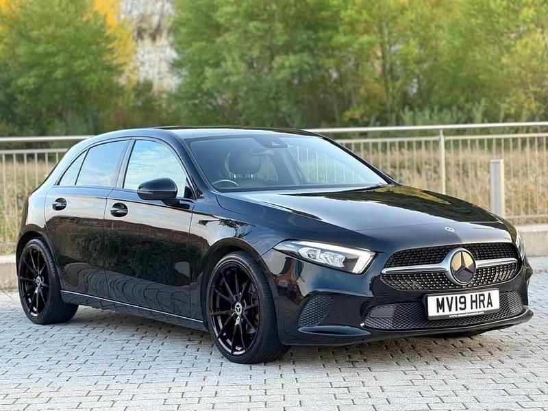 Black Used 2019 Mercedes A180 Hatchback | £13,490 (Good price) - Image 1/4