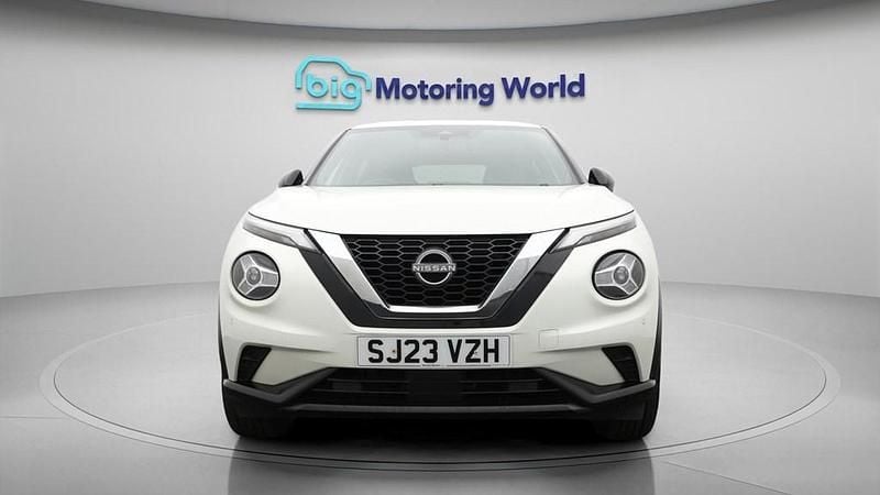 Used Nissan Juke N-Connecta 114 HP (83 kW) 2023 White SUV