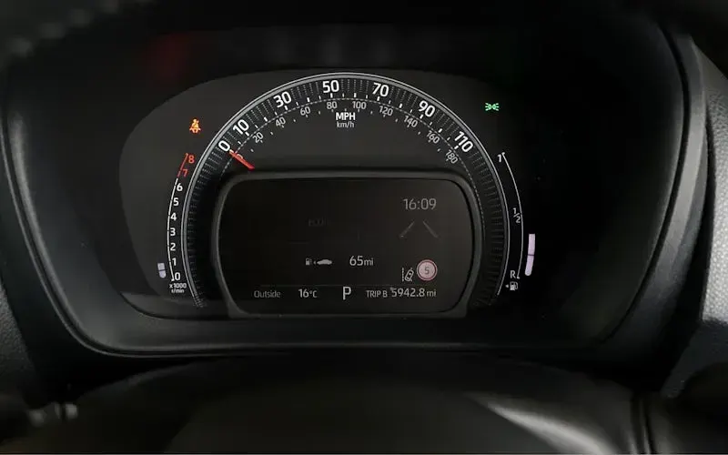 Used Toyota Aygo X PURE 72 HP (52 kW) 2022 Black SUV