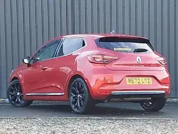 Used Renault Clio V Techno 145 HP (106 kW) 2022 Red Hatchback