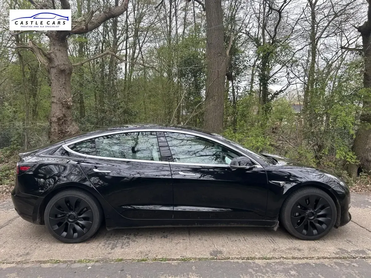 Używany Tesla Model 3 254 kW (346 KM) 2020 Czarny Sedan/Limuzyna