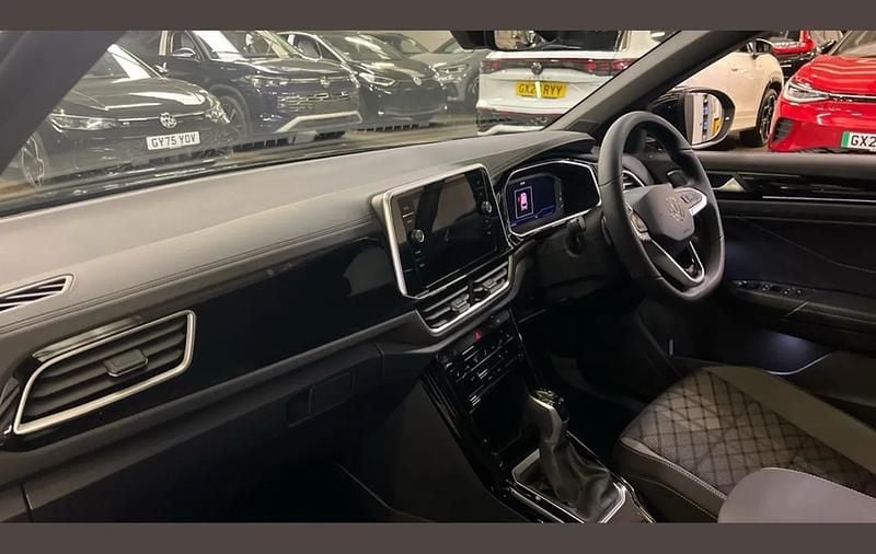 New VW T-Roc R-line 147 HP (108 kW) 2025 Black SUV