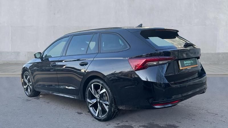 Used Skoda Octavia SportLine 150 HP (110 kW) 2026 Black magic pearl effect Estate