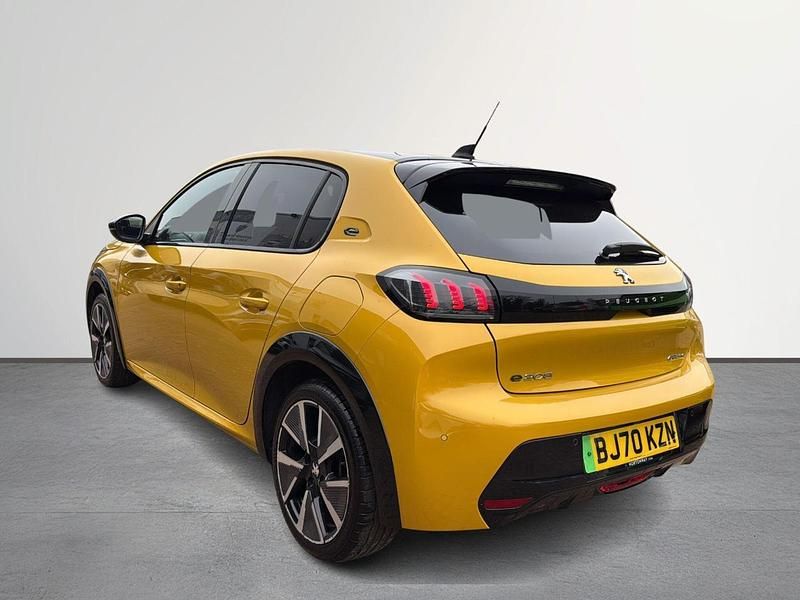Used Peugeot e-208 GT-line 98 kW (134 HP) 2020 Yellow Hatchback