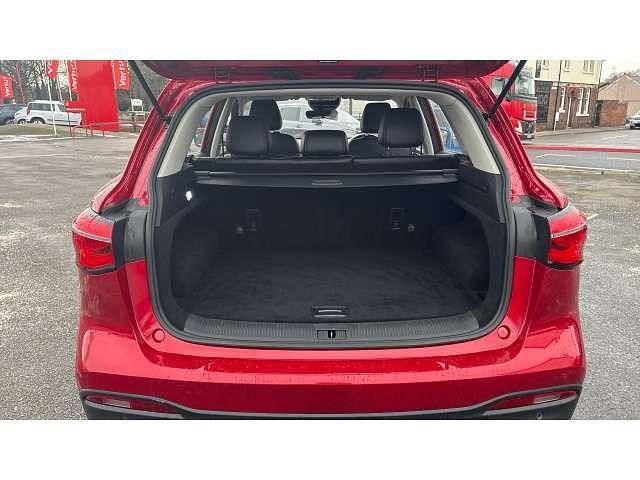 Used MG HS Excite 162 HP (119 kW) 2022 Red SUV