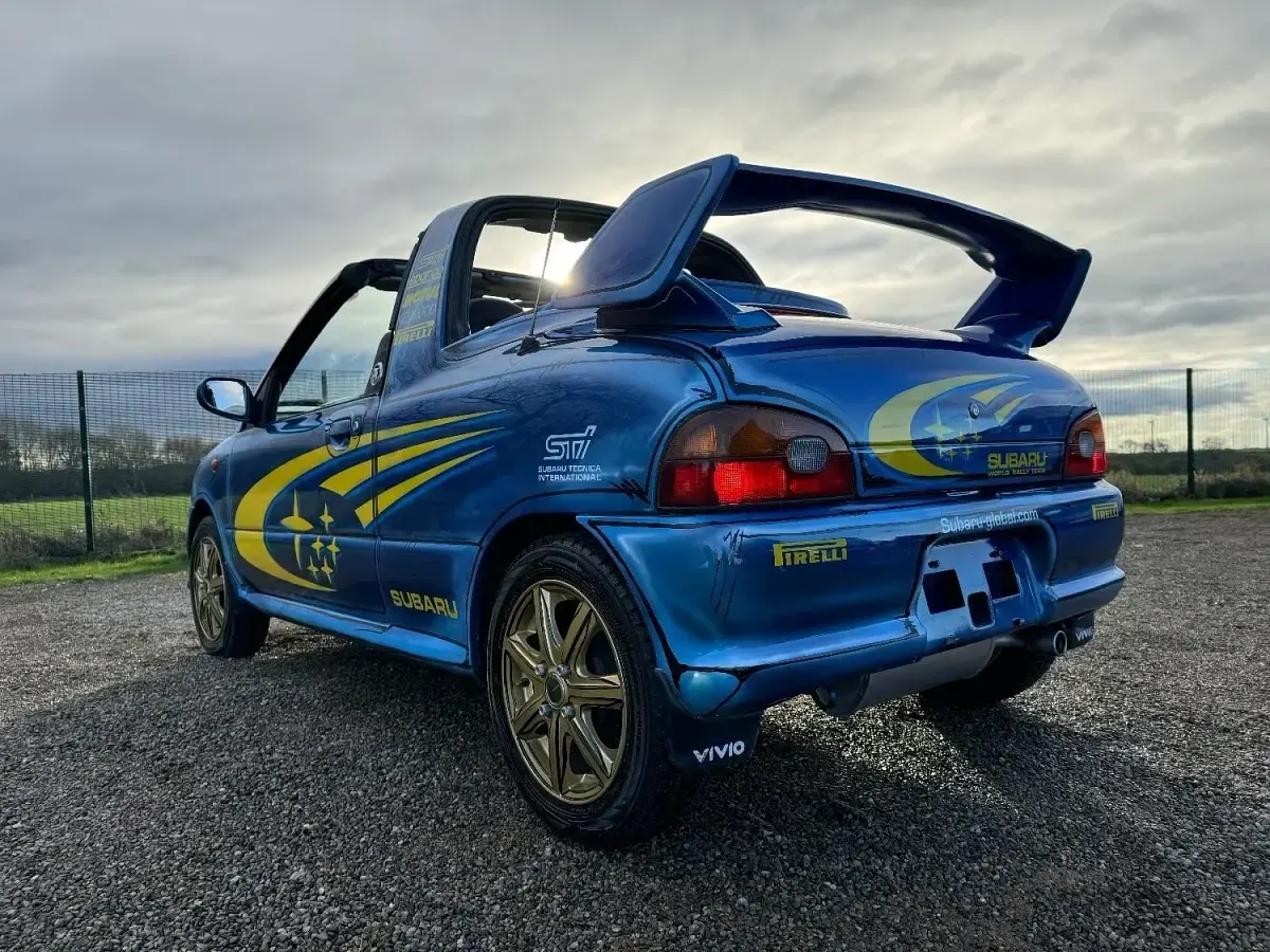 Usado Subaru Vivio 42 CV (30 kW) 1994 Verde Utilitario