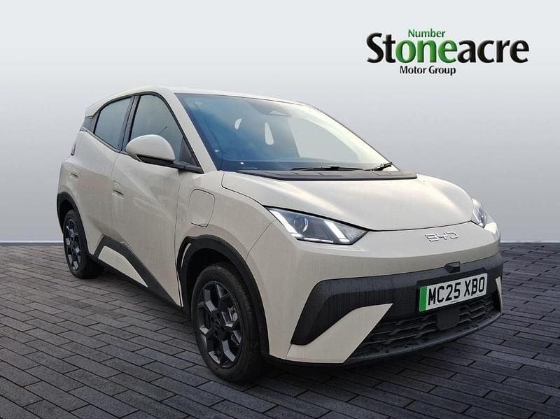 New BYD Dolphin Boost 64 kW (88 HP) 2025 White Hatchback