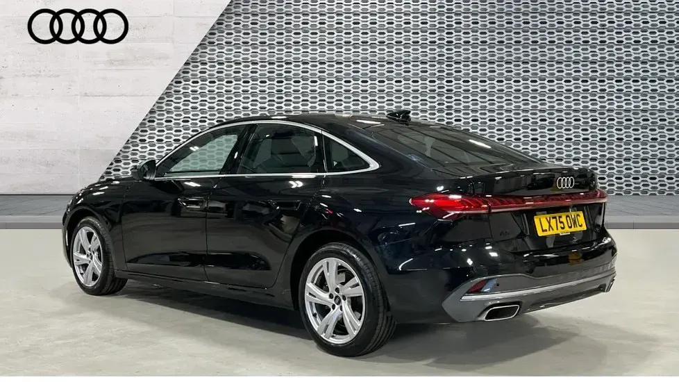 Used Audi A5 Sportback Sport 204 HP (150 kW) 2025 Black Hatchback