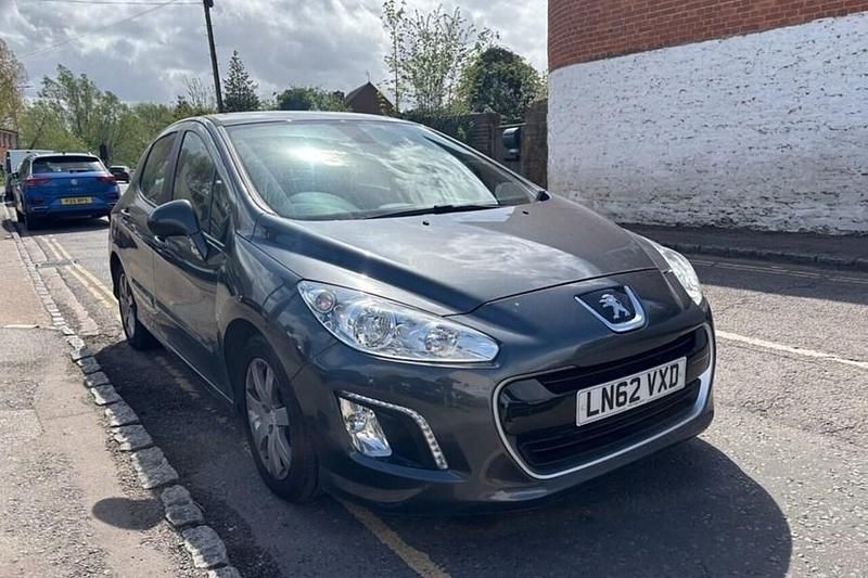 Used Peugeot 308 Active 92 HP (67 kW) 2012 Grey Hatchback