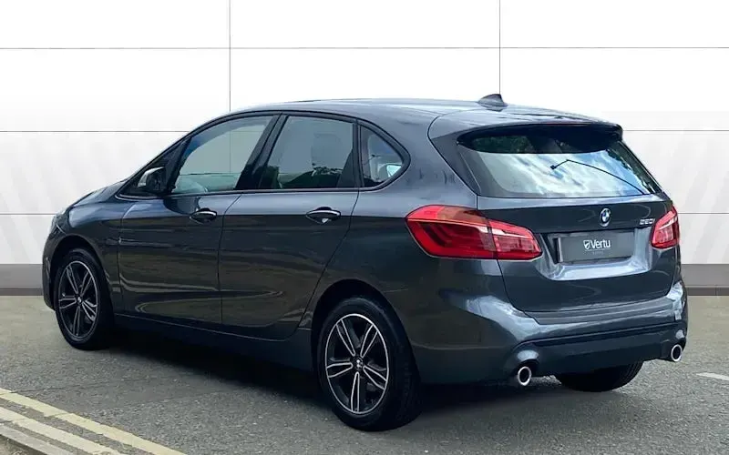 Used BMW 220 Sport Line 192 HP (141 kW) 2019 Grey Estate