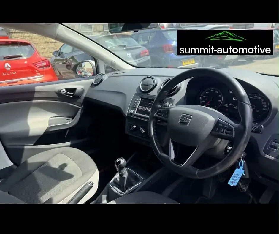 Used Seat Ibiza SE Technology 90 HP (66 kW) 2017 Silver Hatchback