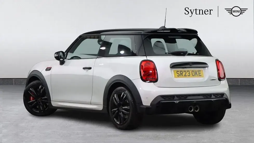 Used Mini John Cooper Works Hatch 228 HP (167 kW) 2023 White Hatchback