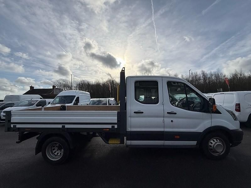 Usado Ford Transit 130 HP (95 kW) 2018 Branco Van