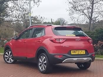 Used Kia Stonic 99 HP (72 kW) 2023 Red SUV