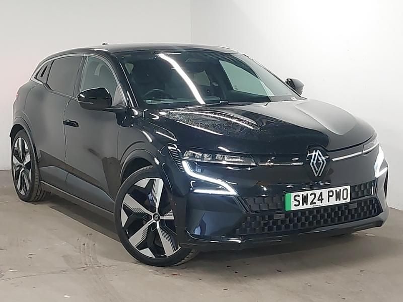Black Used 2024 Renault Mégane Komfort Hatchback | £21,998 (Fair price) - Image 1/4
