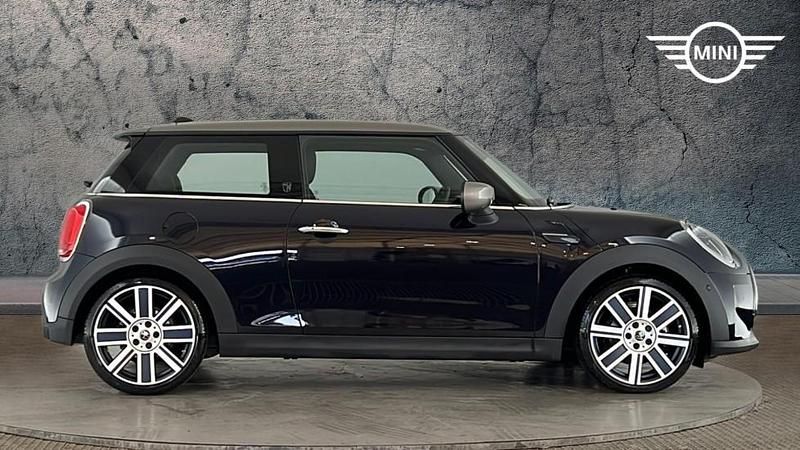 Used Mini Cooper Exclusive 134 HP (98 kW) 2022 Black Hatchback