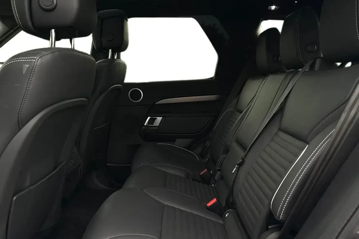 Used Land Rover Discovery 5 HSE Dynamic 2024 Grey SUV