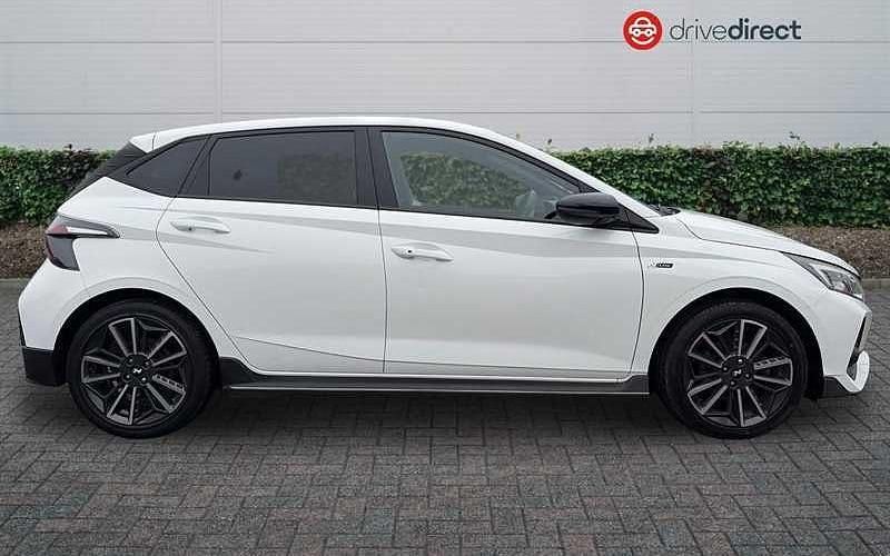 Used Hyundai i20 N Line 120 HP (88 kW) 2023 White Hatchback