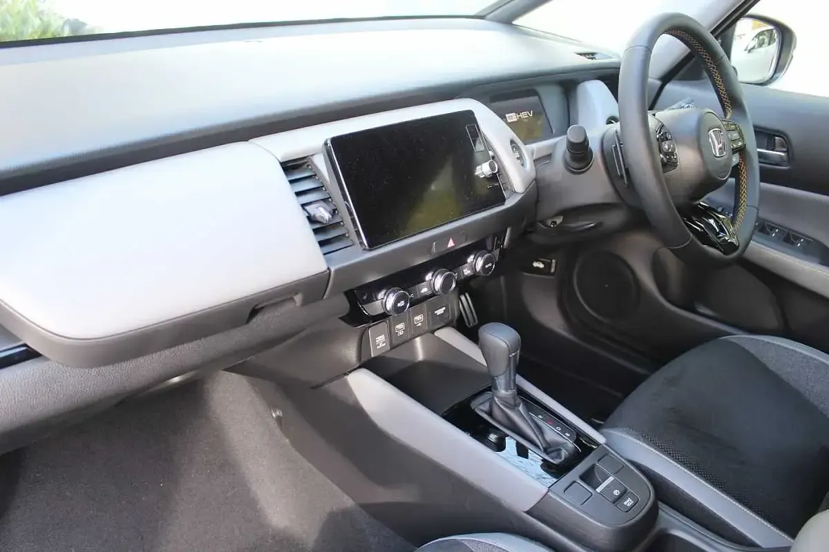 Used Honda Jazz Advance 122 HP (89 kW) 2025 Urban grey Hatchback