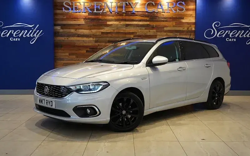 Used Fiat Tipo Lounge 120 HP (88 kW) 2017 Grey Estate