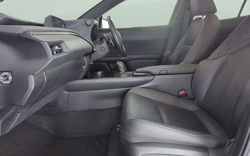 Used Lexus UX 150 kW (204 HP) 2022 SUV