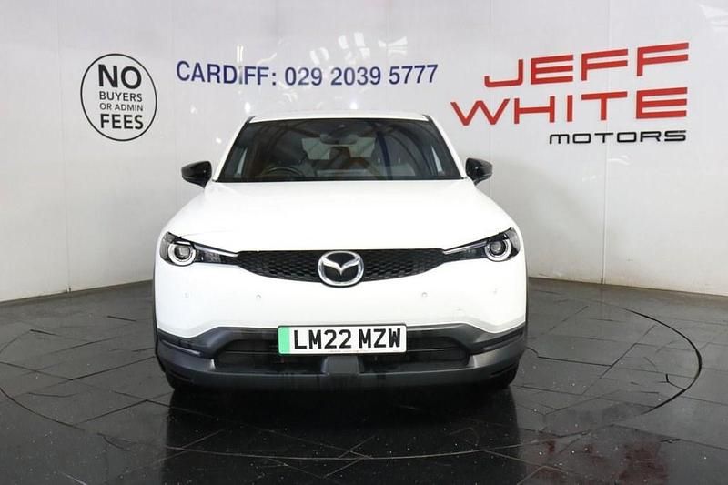 Begagnad Mazda MX30 106 kW (145 HK) 2022 Vit SUV