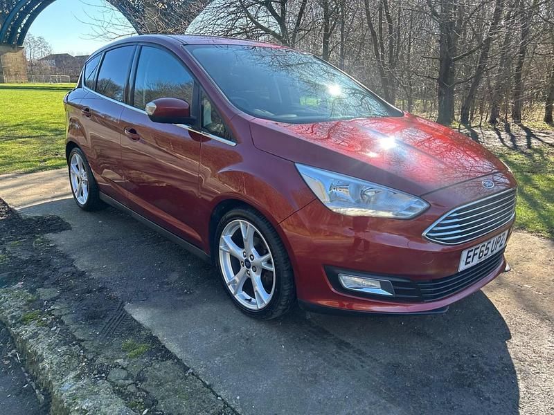 Second-hand Ford C-MAX Titanium 120 CP (88 kW) 2015 Roșu Monovolum