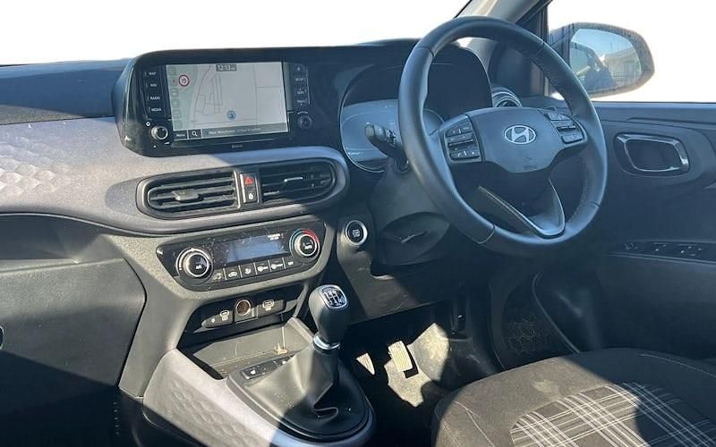 Used Hyundai i10 Premium 63 HP (46 kW) 2026 Hatchback