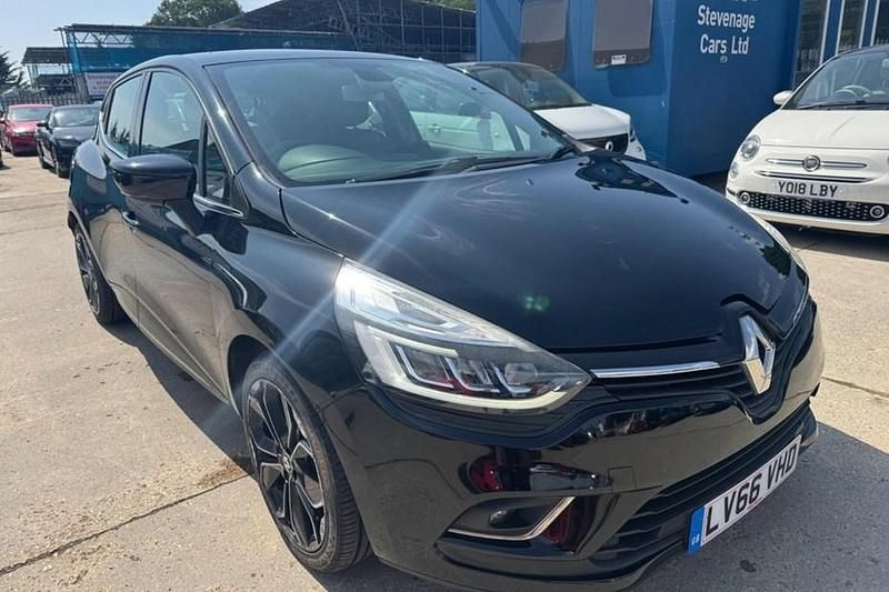 Black Used 2016 Renault Clio IV Dynamique Hatchback | £8,695 (Fair price) - Image 1/1