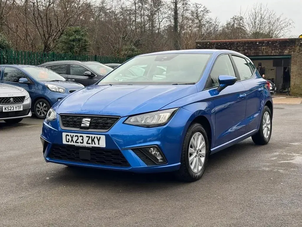 Używany Seat Ibiza SE 95 KM (69 kW) 2023 Niebieski Hatchback