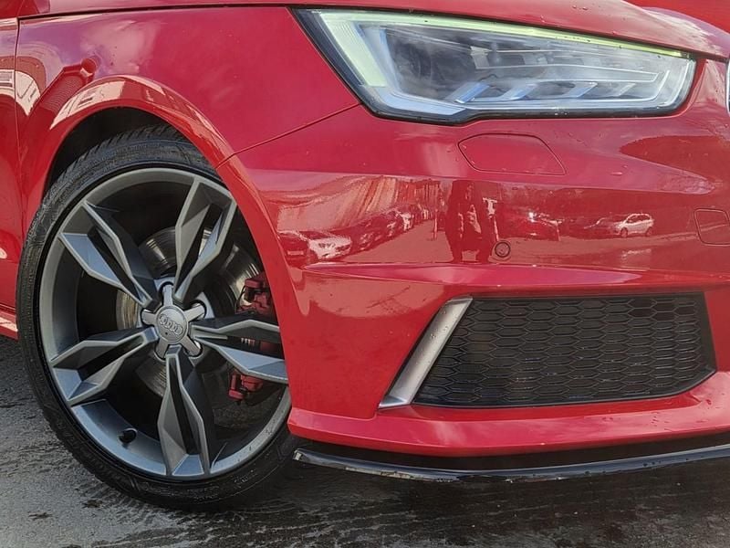 Used Audi S1 Advanced 231 HP (169 kW) 2014 Red Hatchback