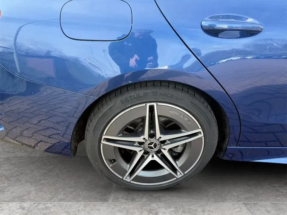 Used Mercedes C200 AMG line 204 HP (150 kW) 2022 Blue Estate