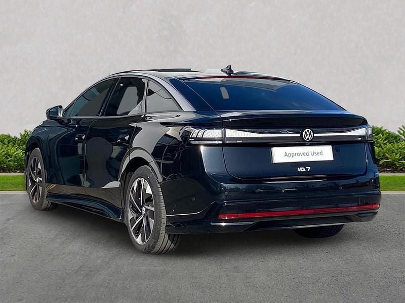 Occasion VW ID.7 Pro 210 kW (286 ch) 2025 Noir Citadine