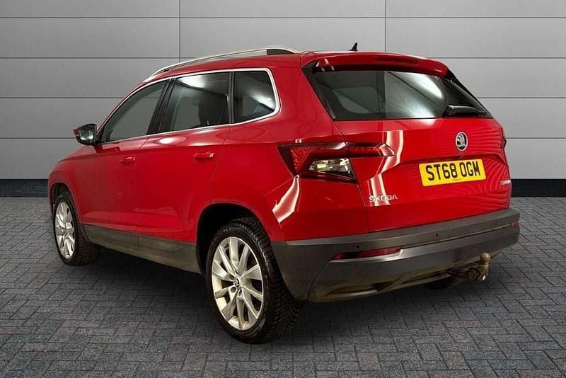 Used Skoda Karoq SE L 150 HP (110 kW) 2018 Velvet red metallic SUV