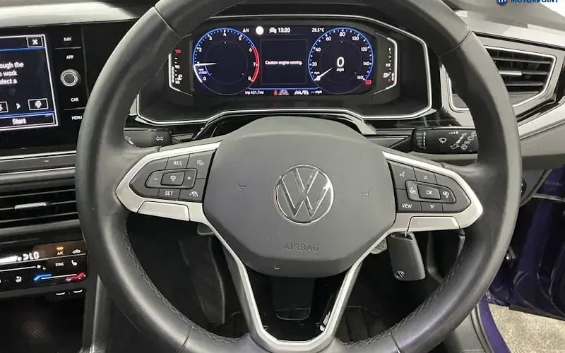 Used VW Polo Style 95 HP (69 kW) 2024 Mauve/purple Hatchback