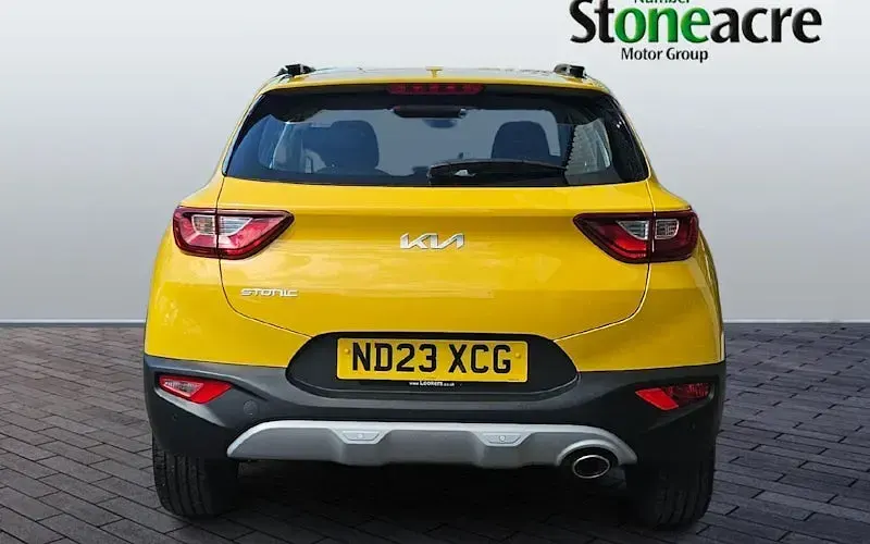 Used Kia Stonic 101 HP (74 kW) 2023 Yellow SUV