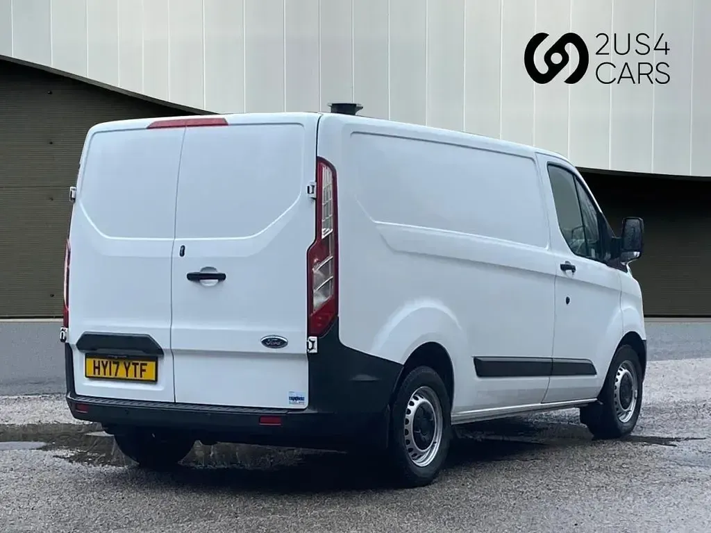 Used Ford Transit Custom 130 HP (95 kW) 2017 White Van