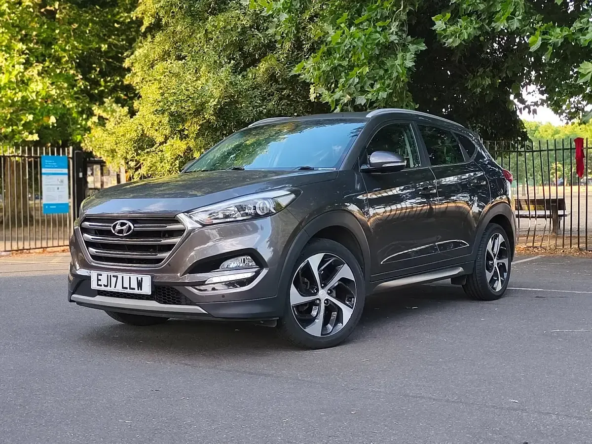 Used Hyundai Tucson Premium 134 HP (98 kW) 2017 Grey SUV