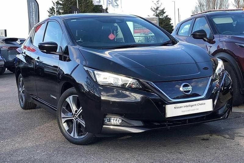 Black Used 2020 Nissan Leaf Tekna Hatchback | £12,699 (Fair price) - Image 1/1
