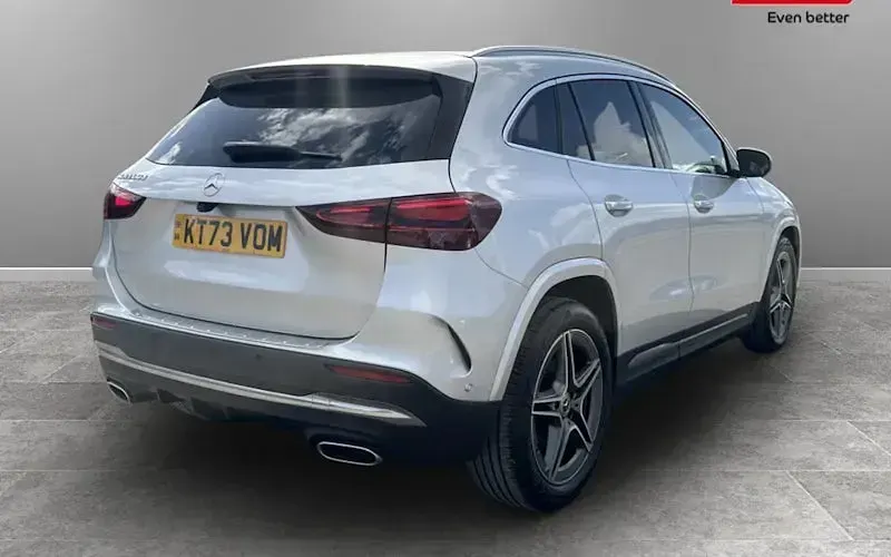 Usado Mercedes GLA200 AMG Line Premium 150 CV (110 kW) 2026 SUV