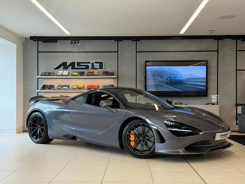 Grey New 2025 McLaren 750S Coupe | £229,990 - Image 1/4