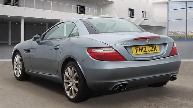 Used Mercedes SLK200 184 HP (135 kW) 2012 Silver Cabriolet