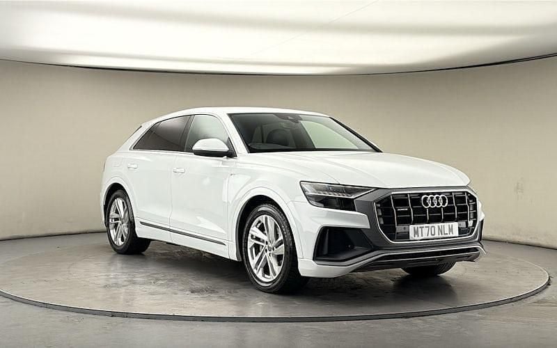 Używany Audi Q8 S-Line 286 KM (210 kW) 2023 SUV