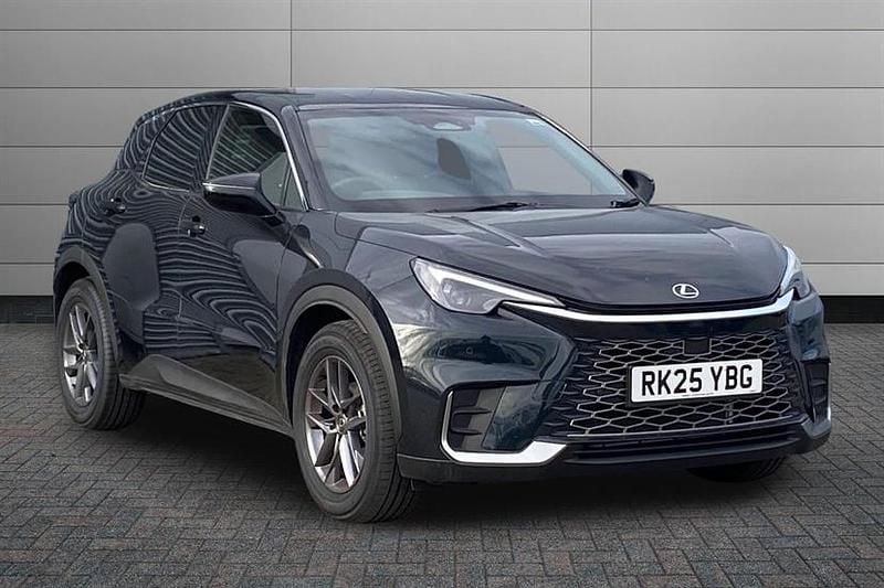 Black Used 2025 Lexus LBX SUV | £31,295 (Good price) - Image 1/4