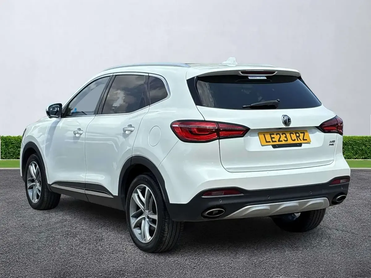 Used MG HS Exclusive 2023 White SUV