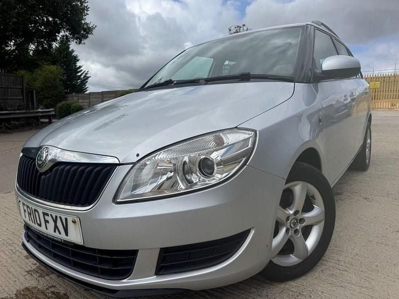 Silver Used 2010 Skoda Fabia SE Estate | £1,495 (Fair price) - Image 1/4