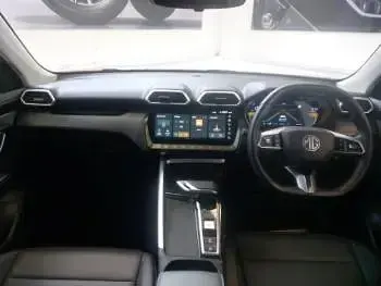Used MG ZS Trophy 196 HP (144 kW) 2025 Red SUV