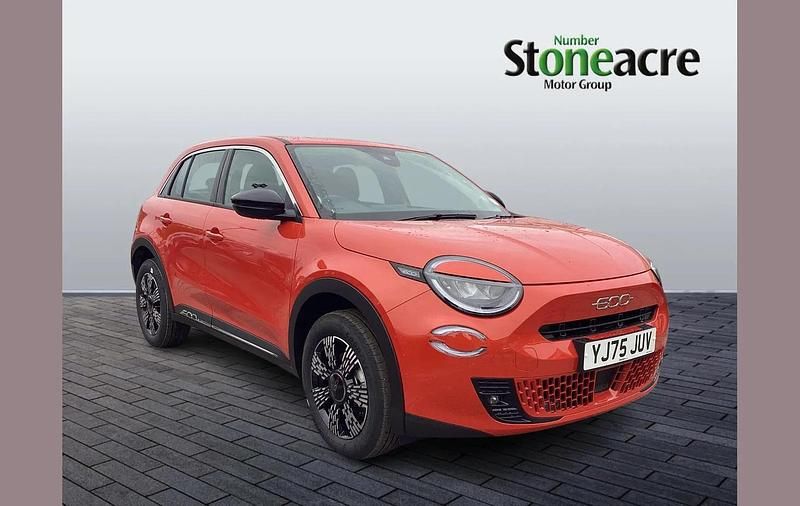 Orange New 2025 Fiat 600 SUV | £19,495 - Image 1/4