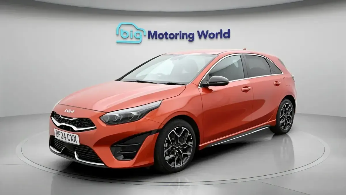 Used Kia Ceed GT-Line 160 HP (117 kW) 2023 Orange Hatchback